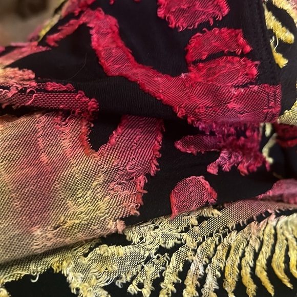 Multiples Tunic - Picture 7 of 7